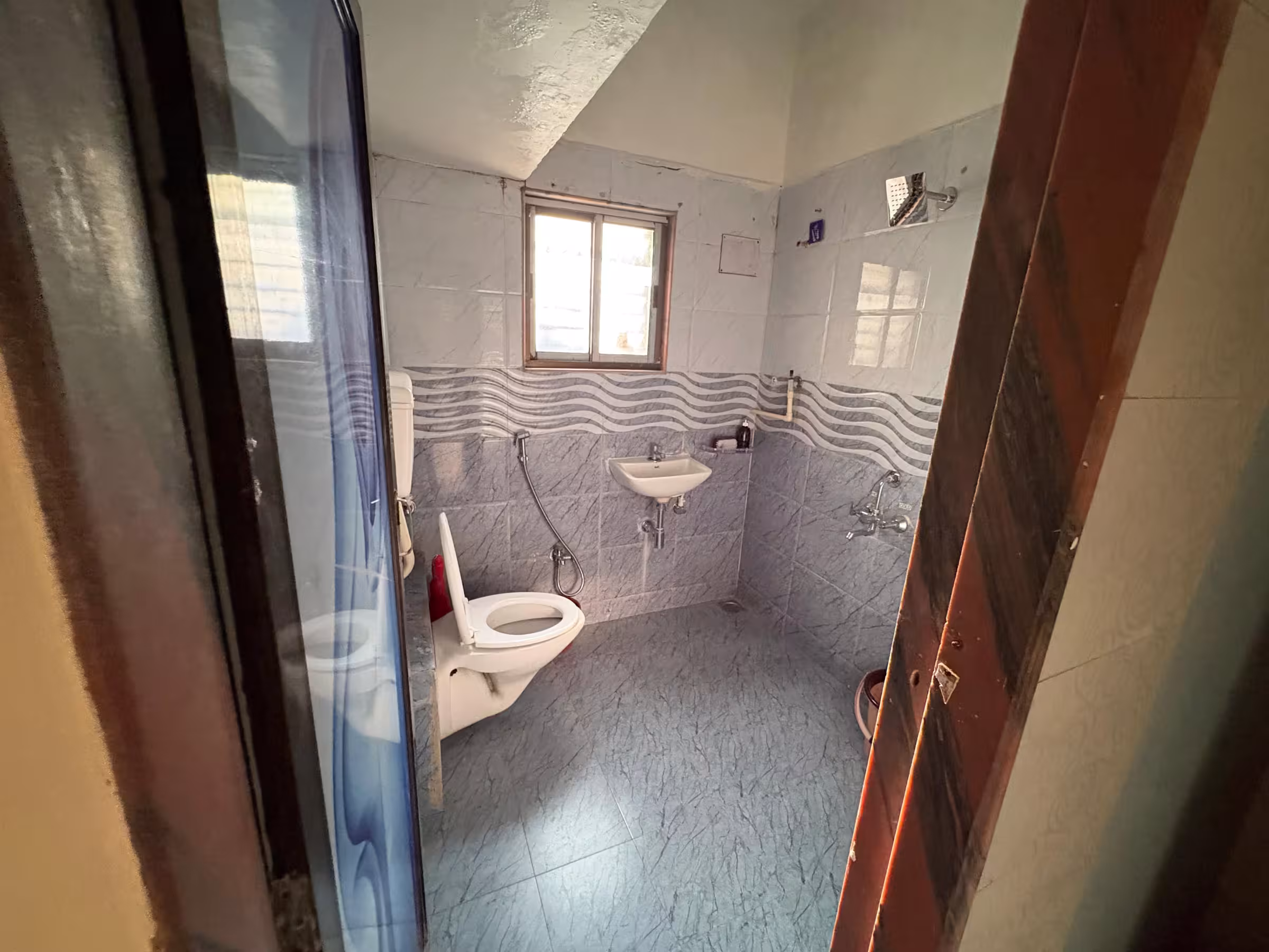 Washroom 4 1