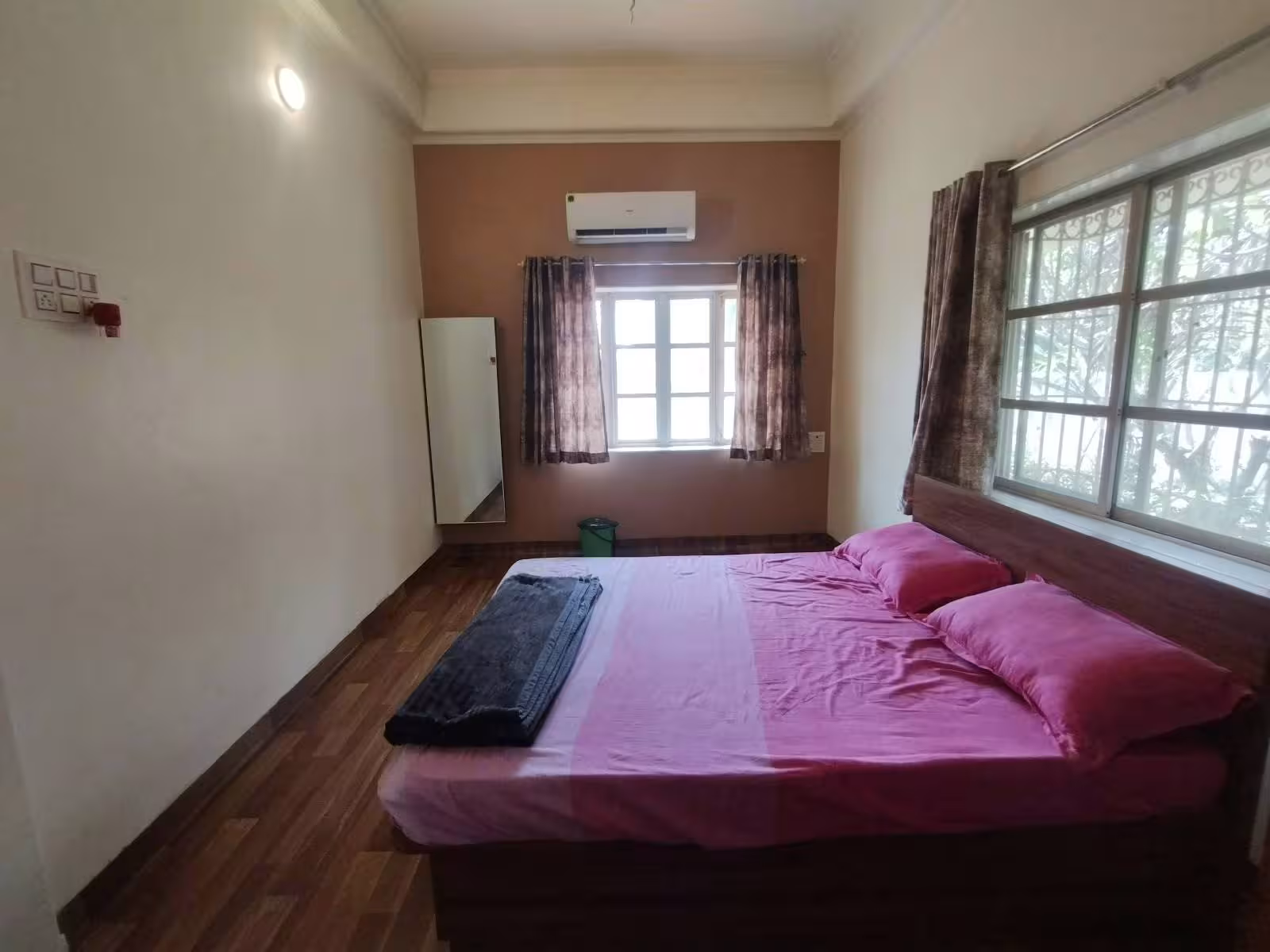 Bedroom 2 2