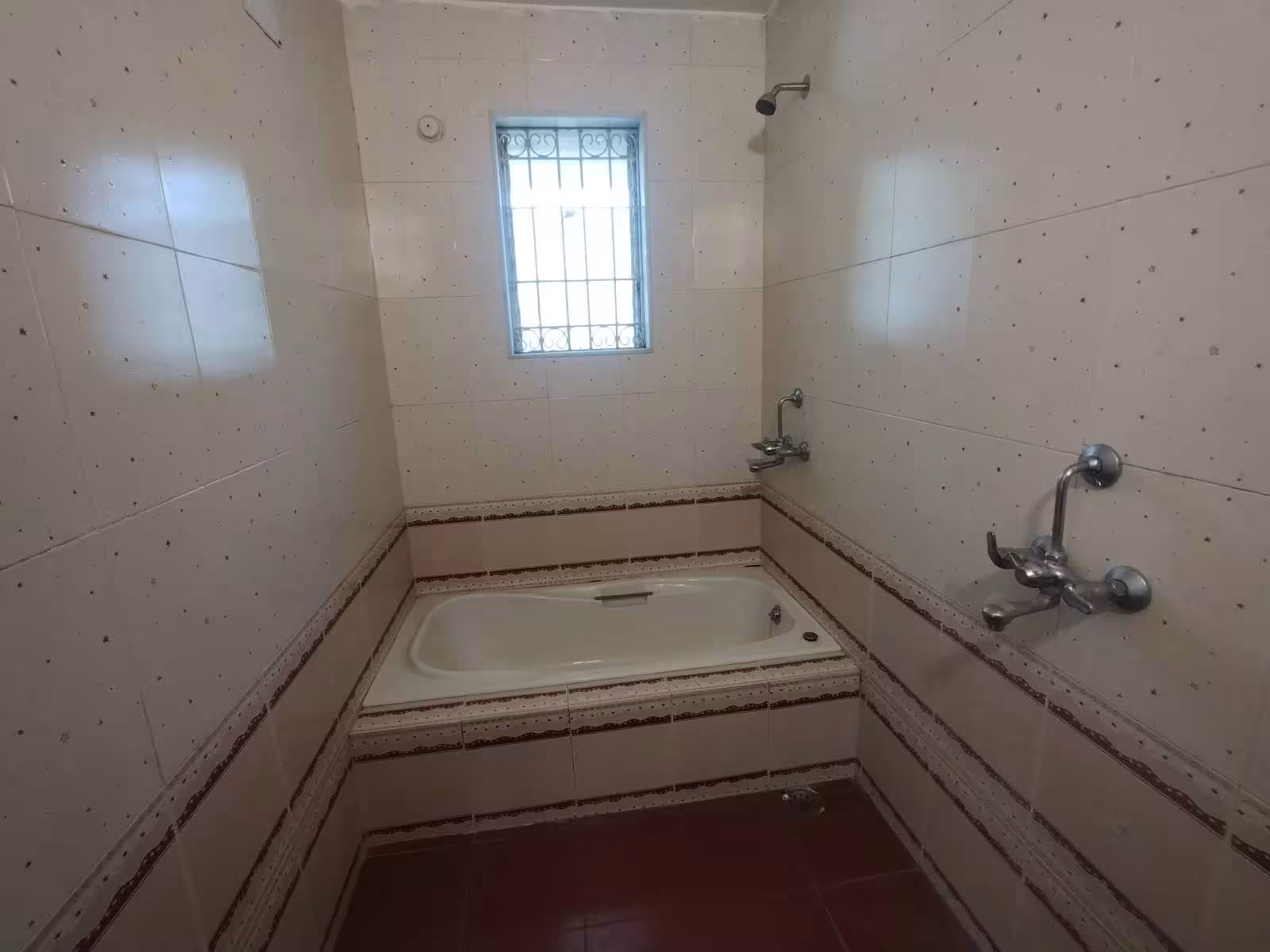 Washroom 2 1