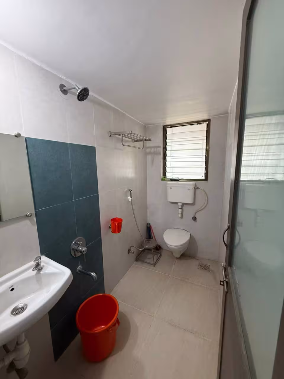 Common Washroom 1