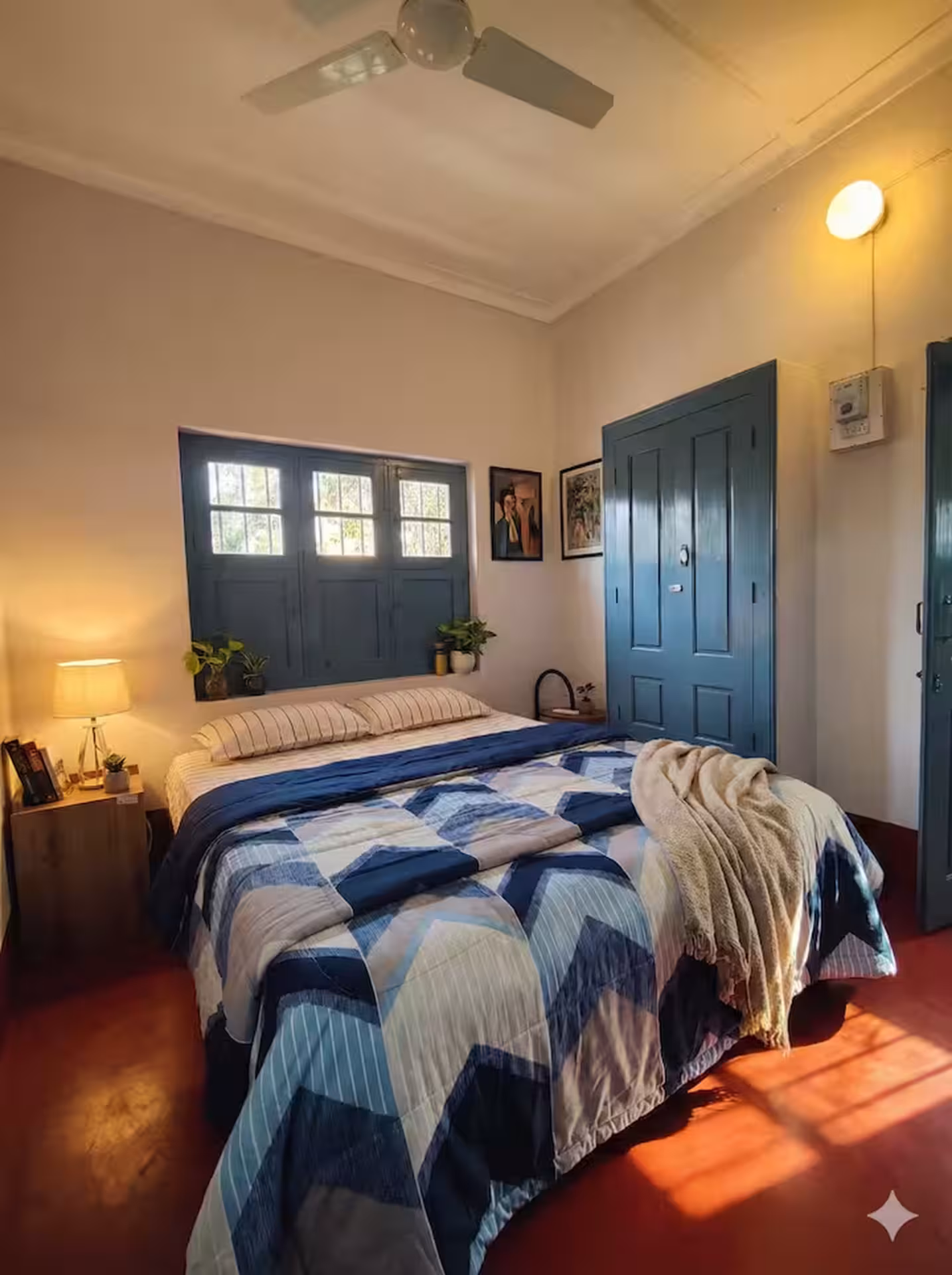 1 bhk house - Veg only