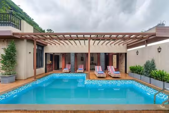 4BHK LUXURY VILLA