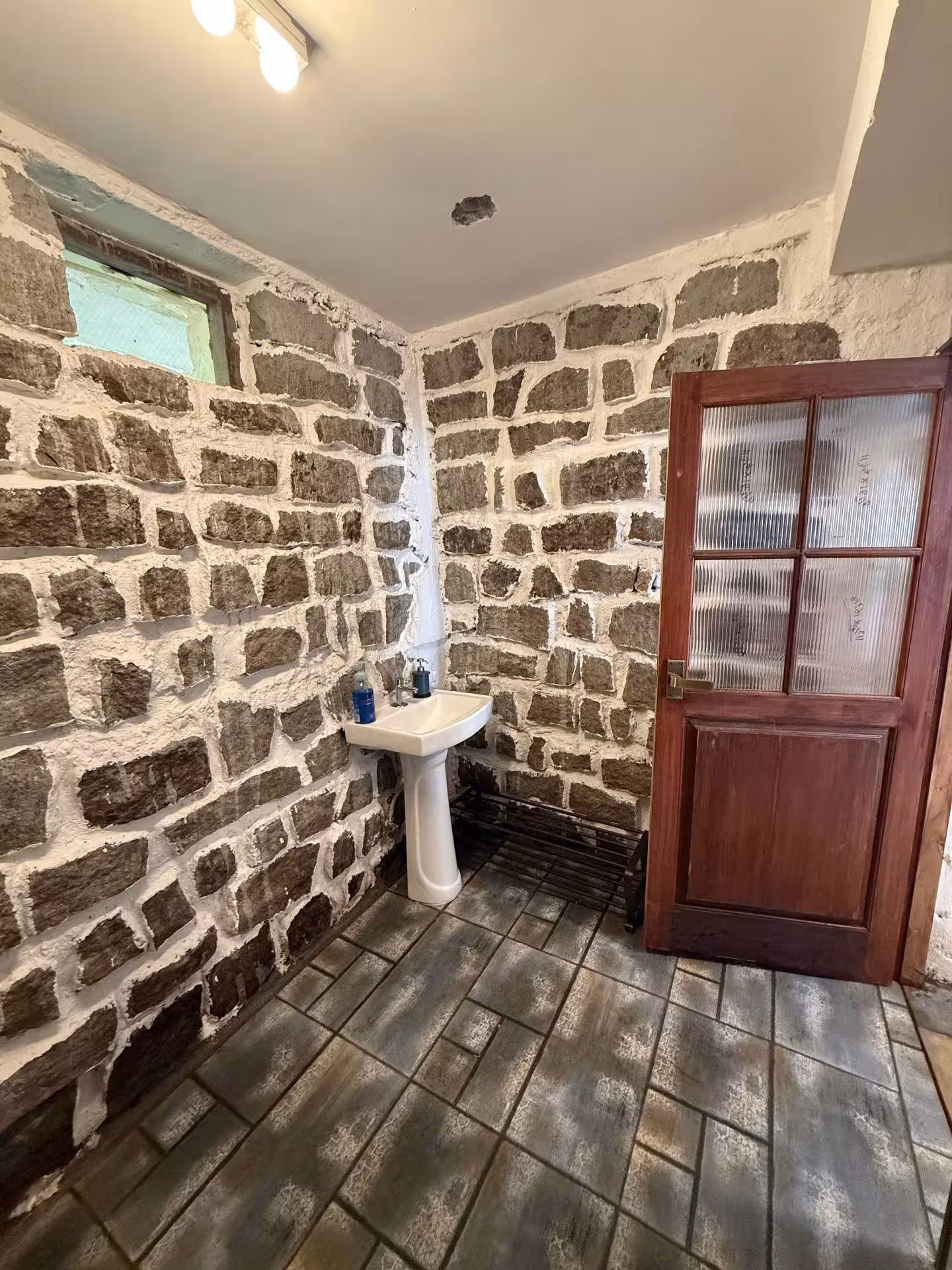 Washroom 1 2