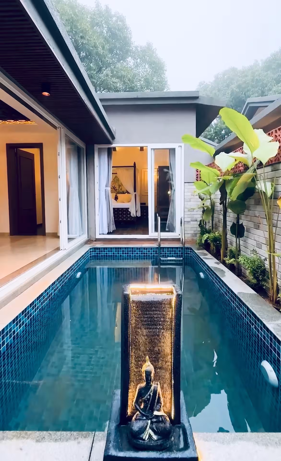 PRIVATE SWIMMING POOL