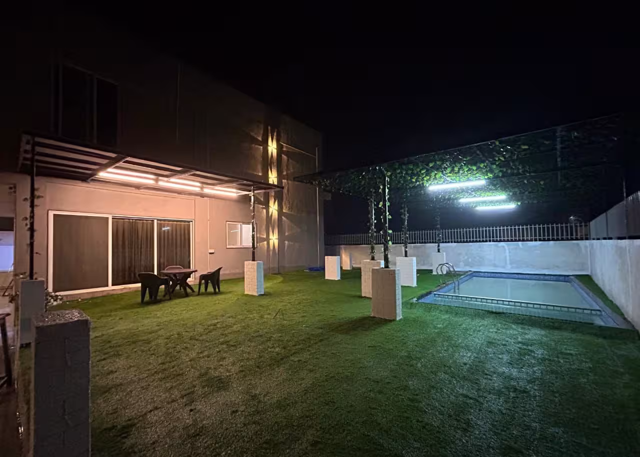 Outdoor 4