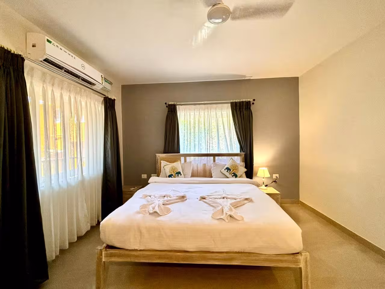 2 BR Service Apartment