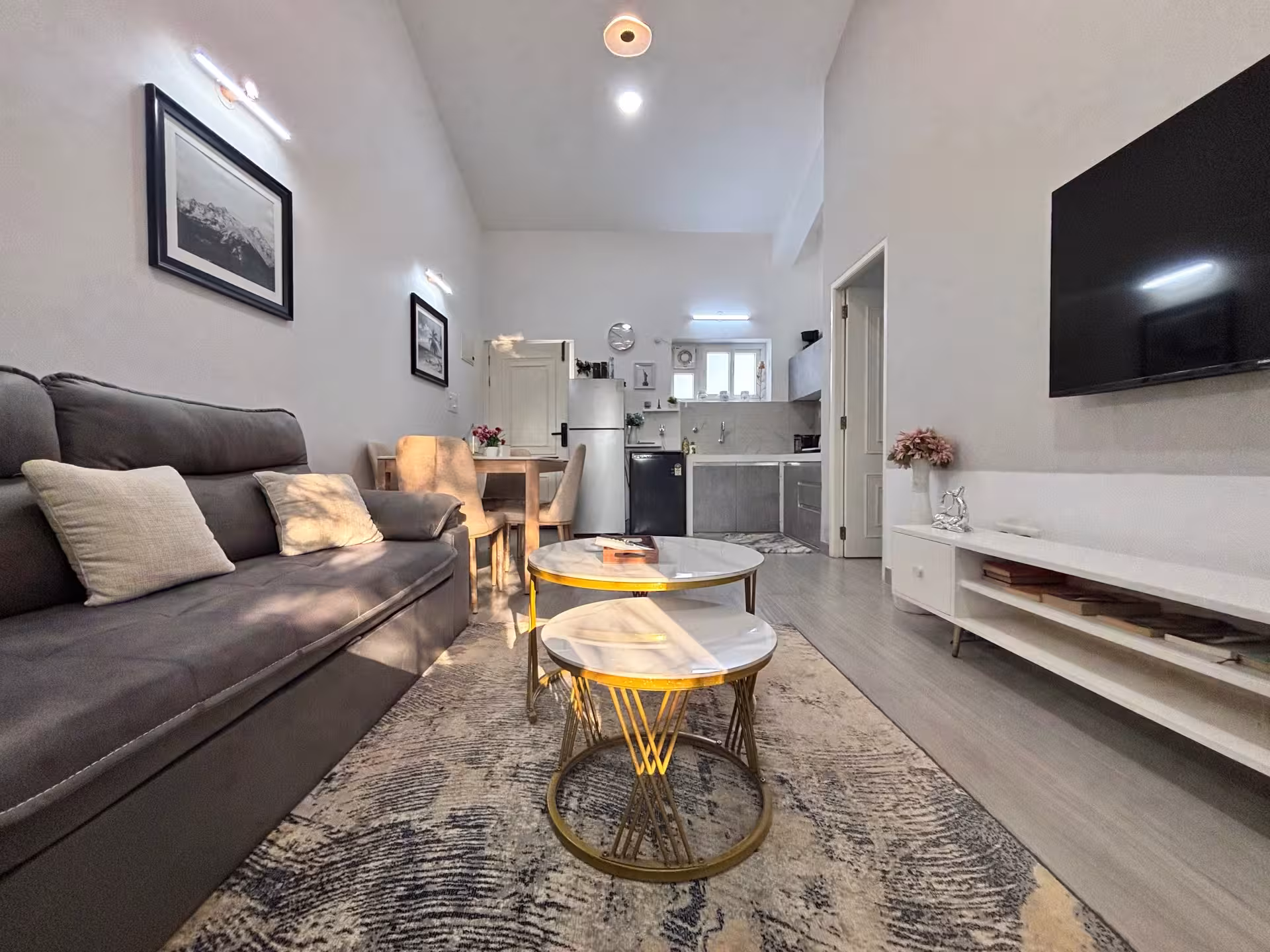 Living Room 4