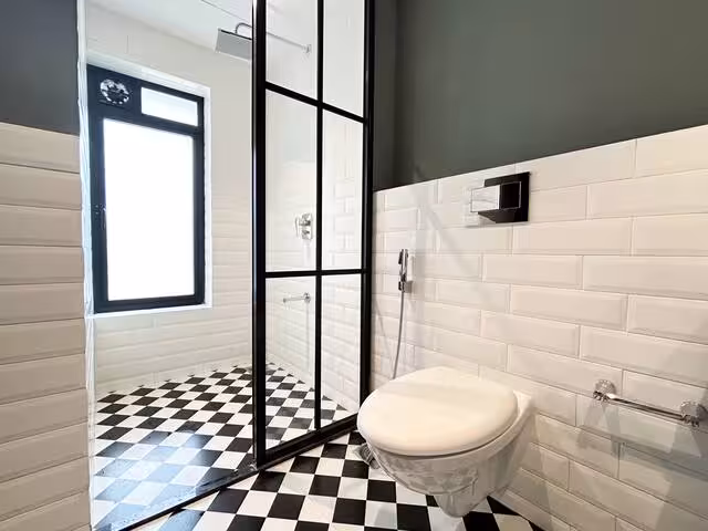 Washroom 1