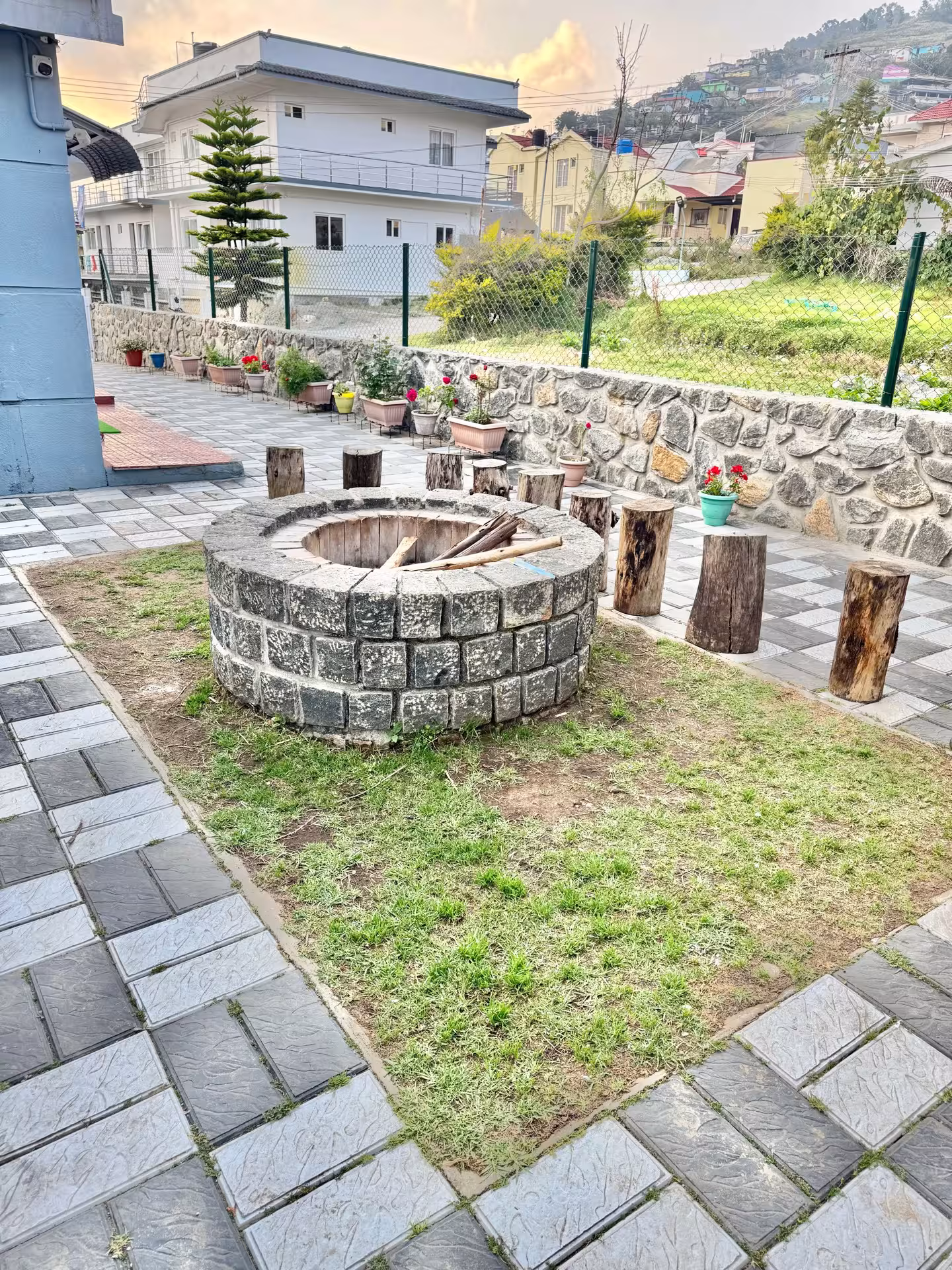 Outdoor 9