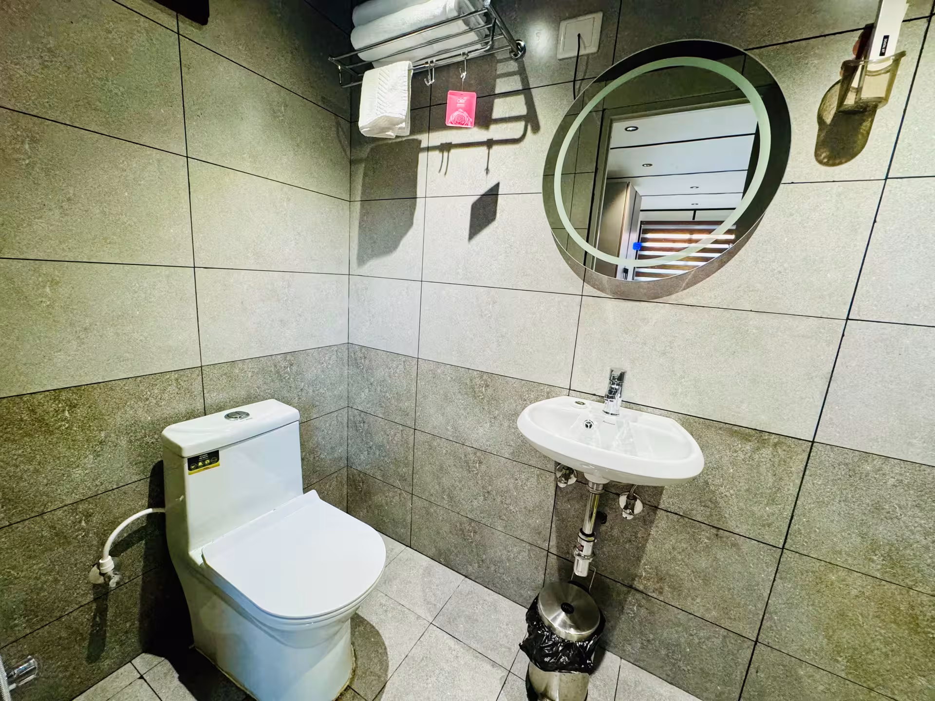 Washroom 1 5