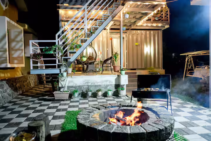 Outdoor 9