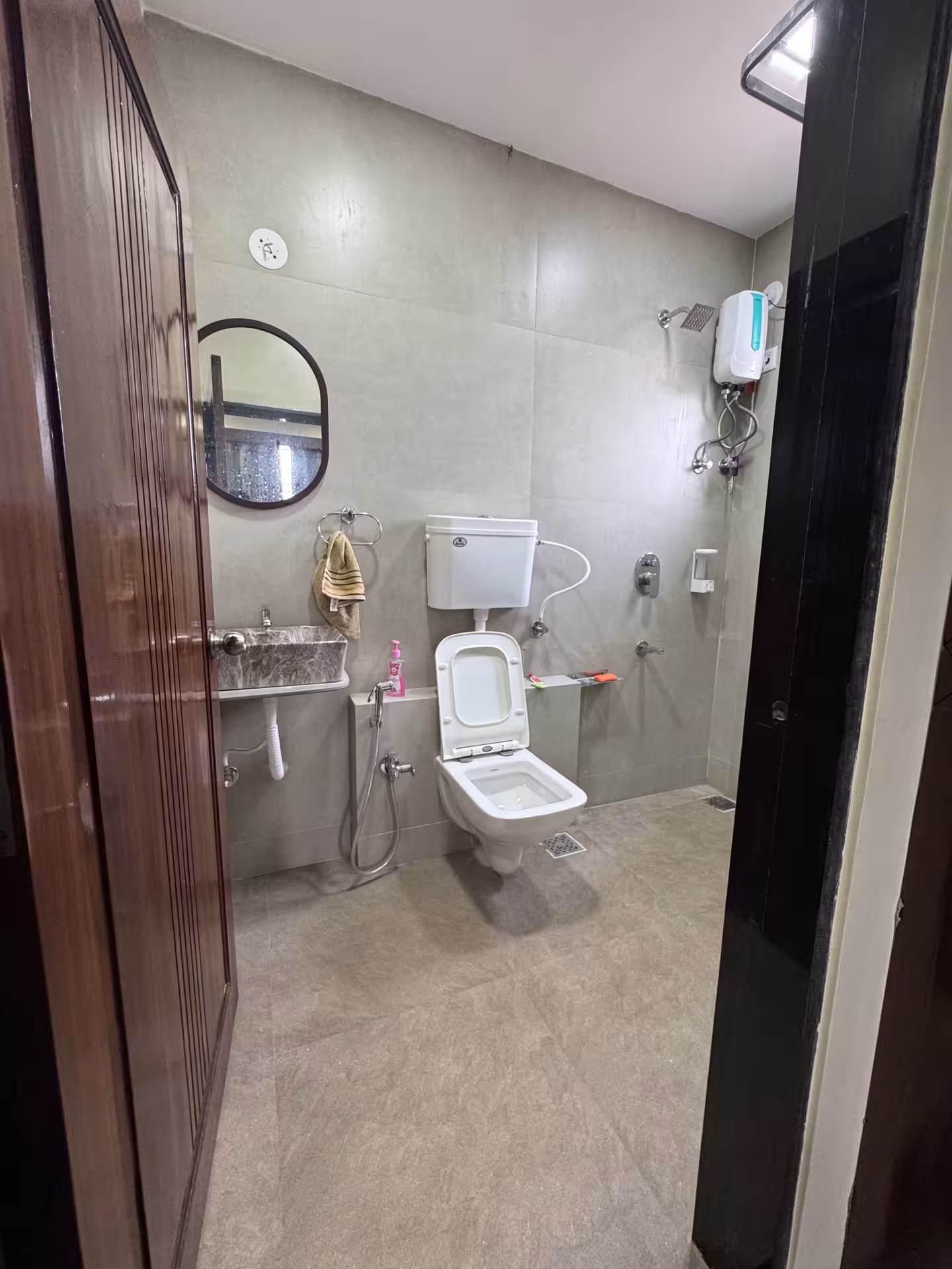 Washroom 1