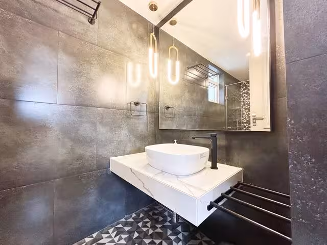 Washroom 1