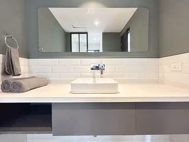 Washroom 1