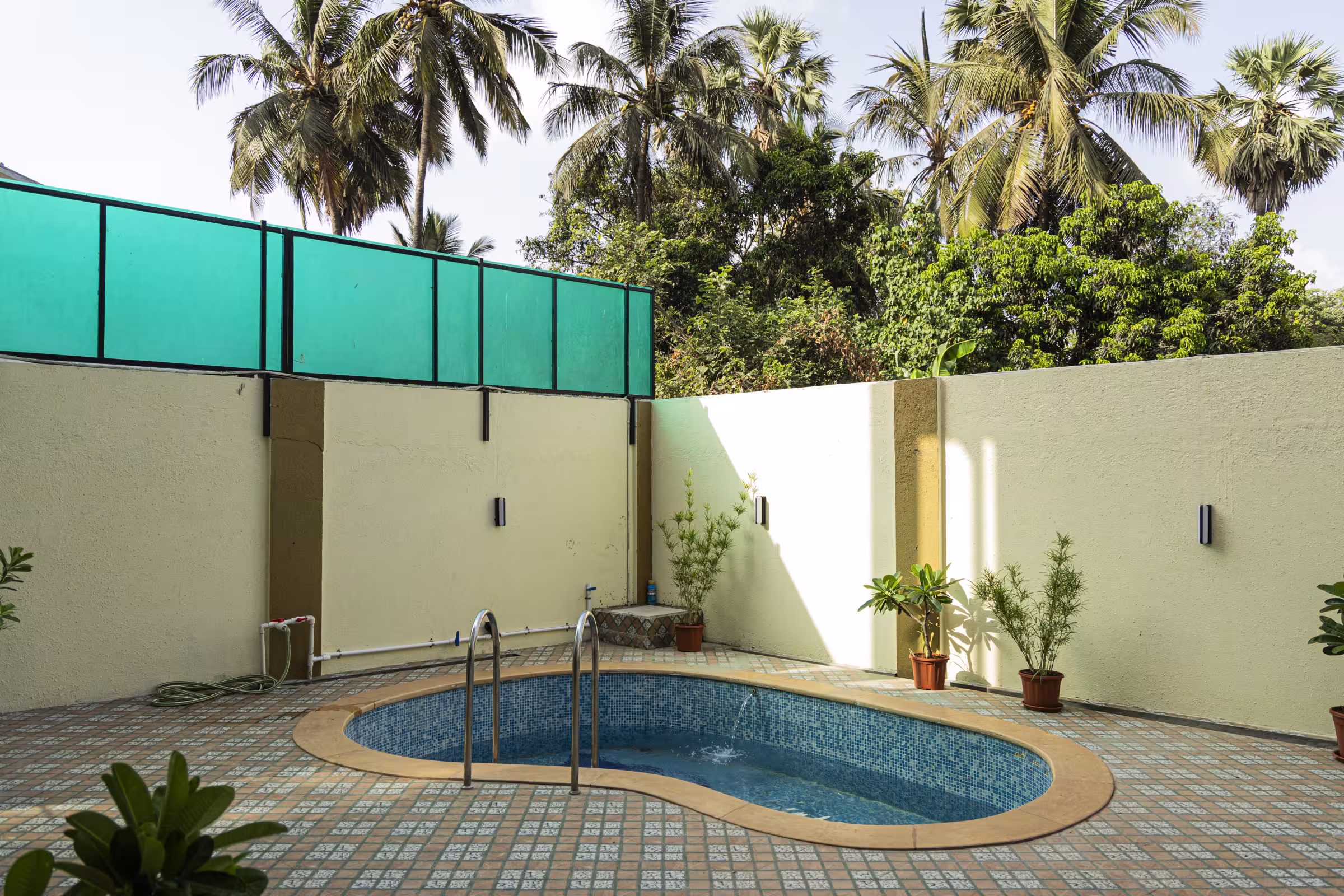 Pool 3