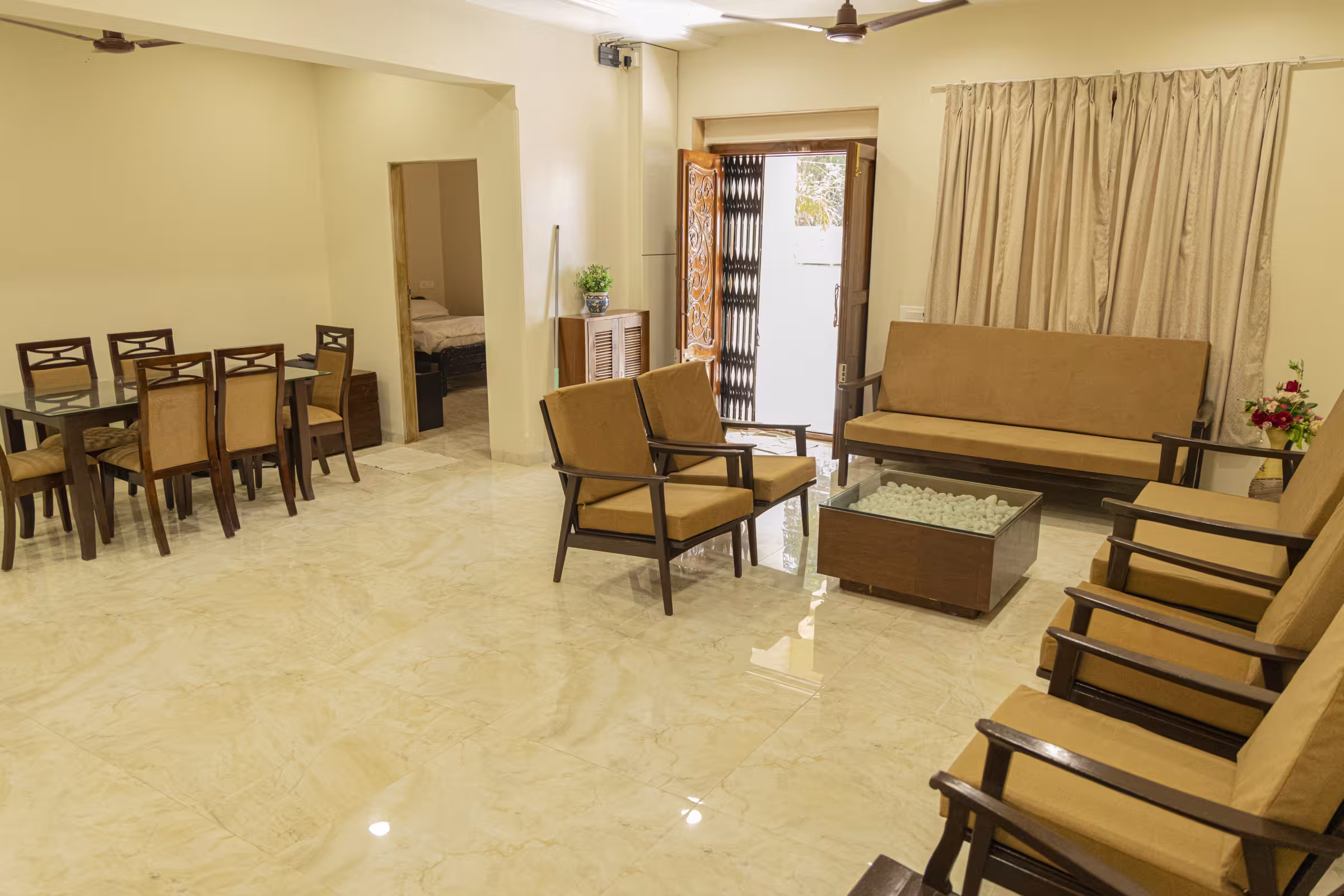 Living Room 4