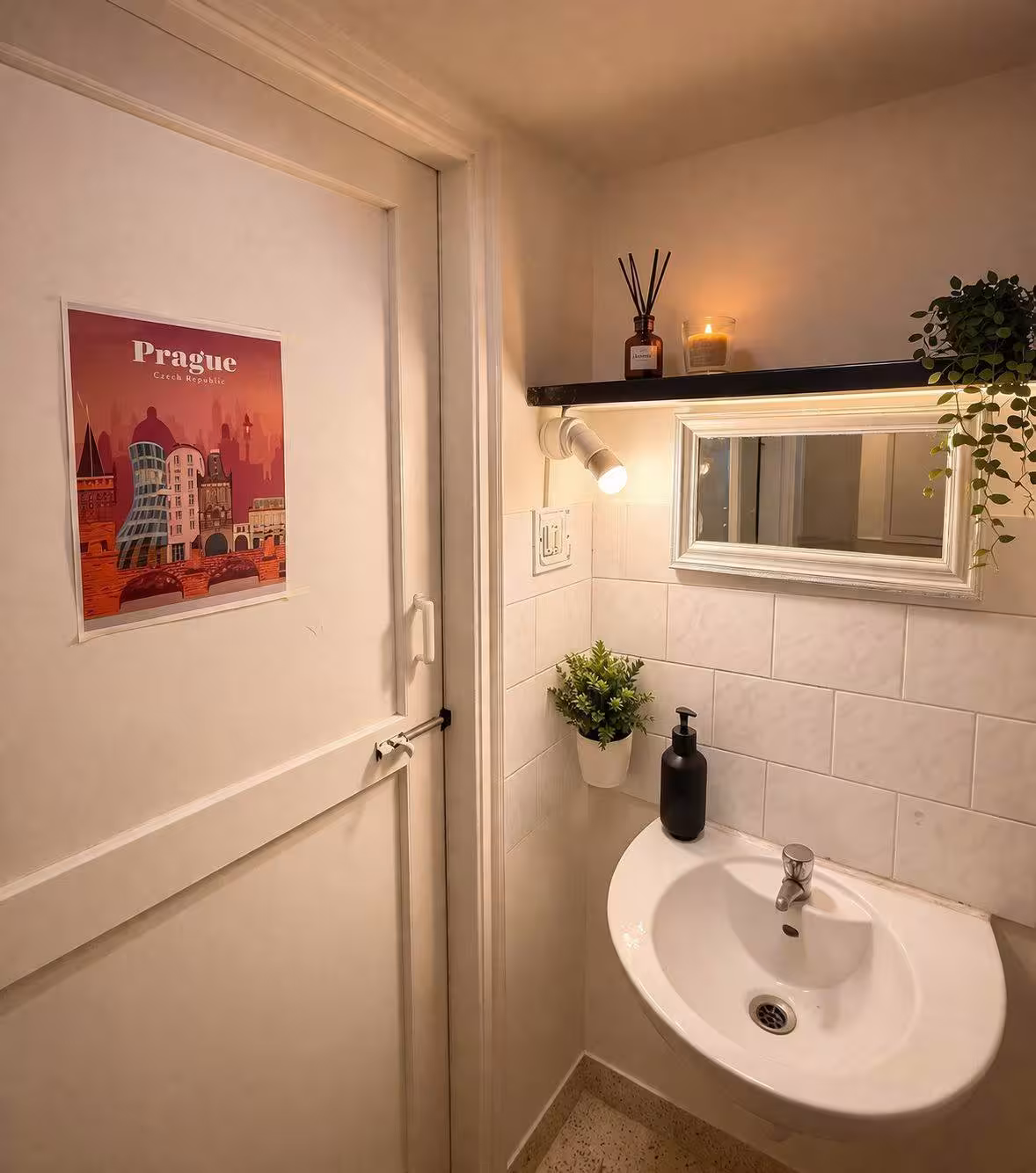 Common Washroom 1