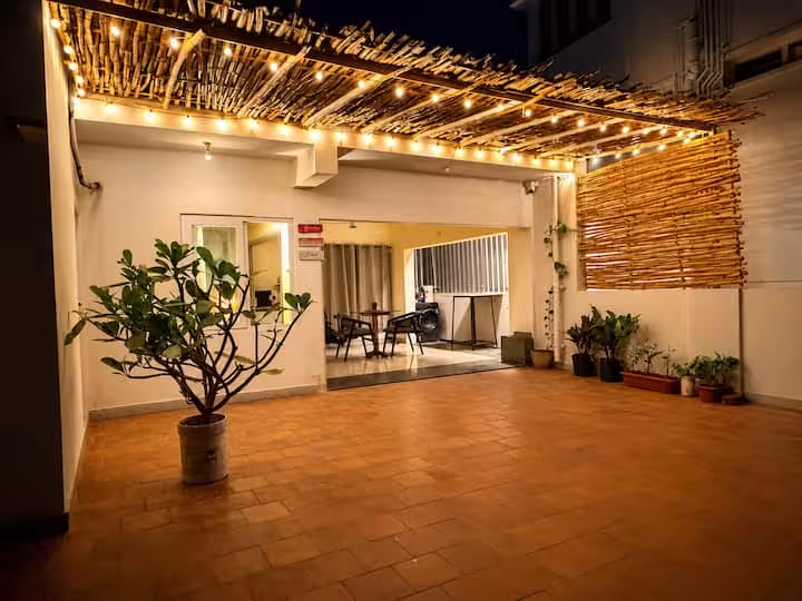 Paurii Terrace
