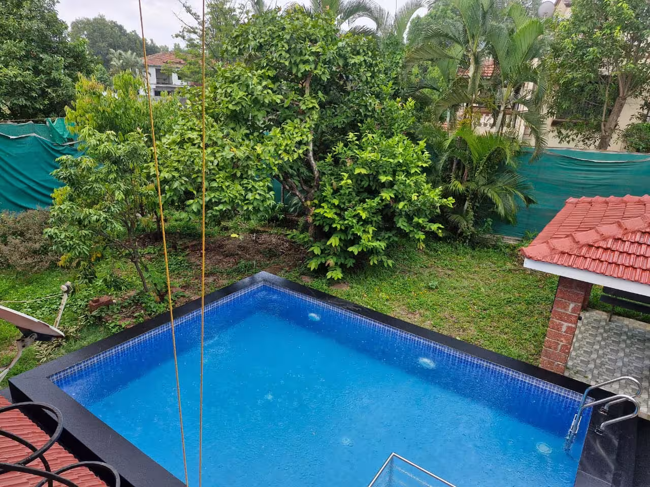 Pool 2