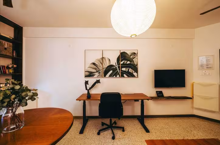 Cozy 1 BHK In Central photo 4
