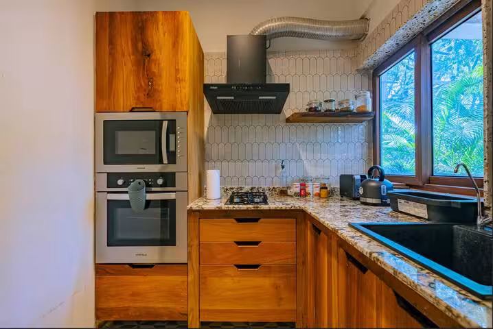 Kitchen 7