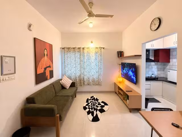 Living Room 13