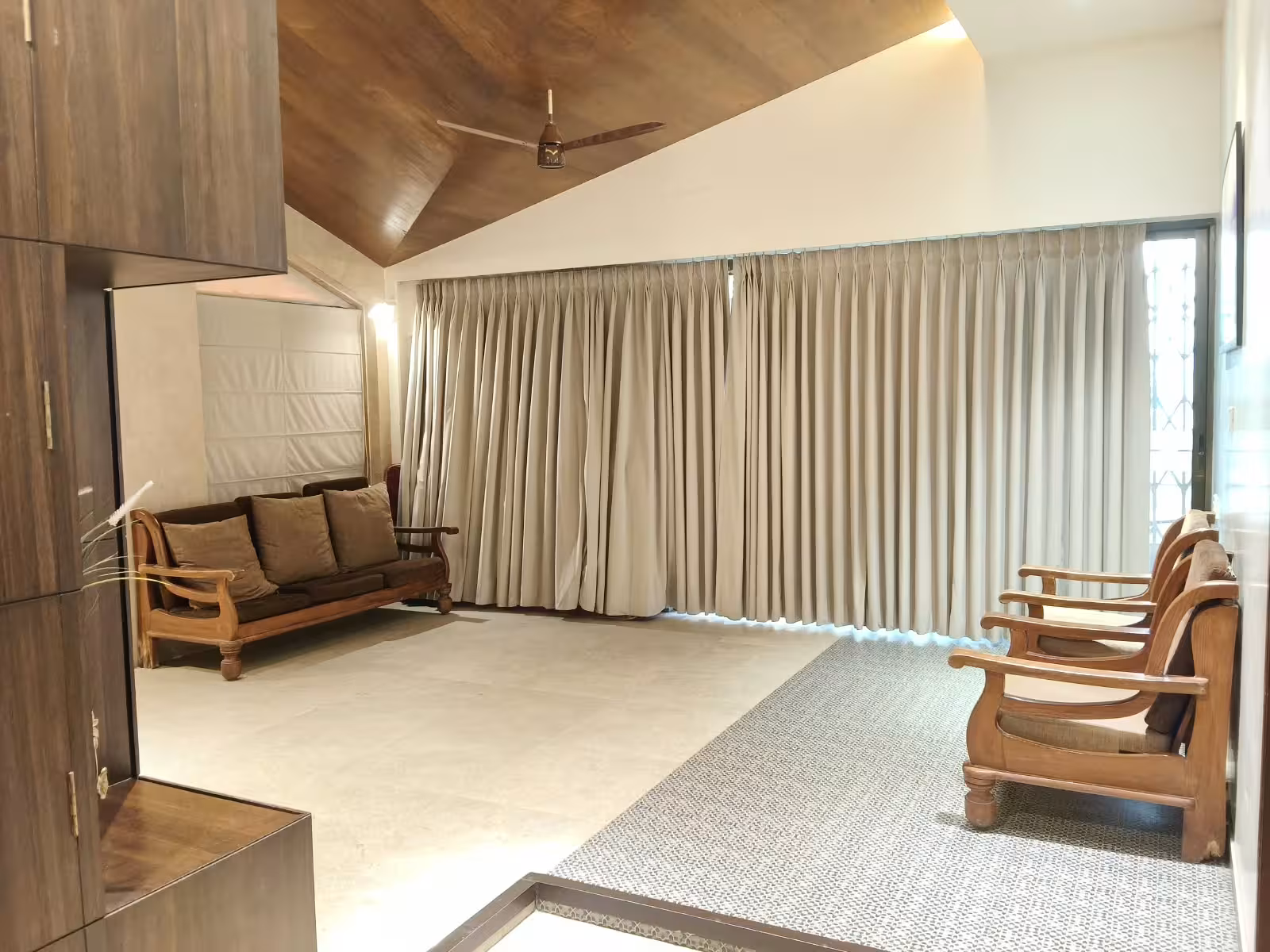 Common Area 1