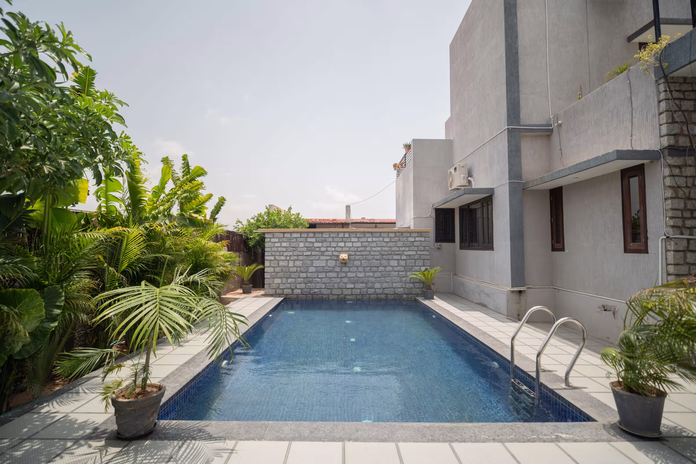 Pool 6