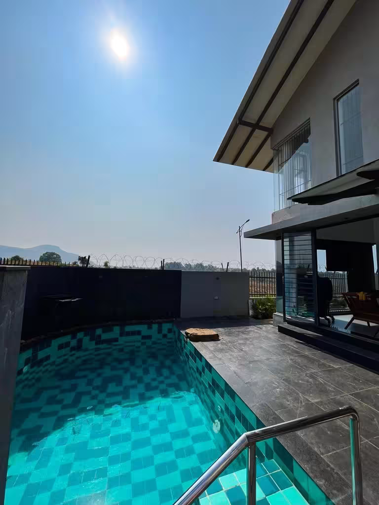 Pool 4