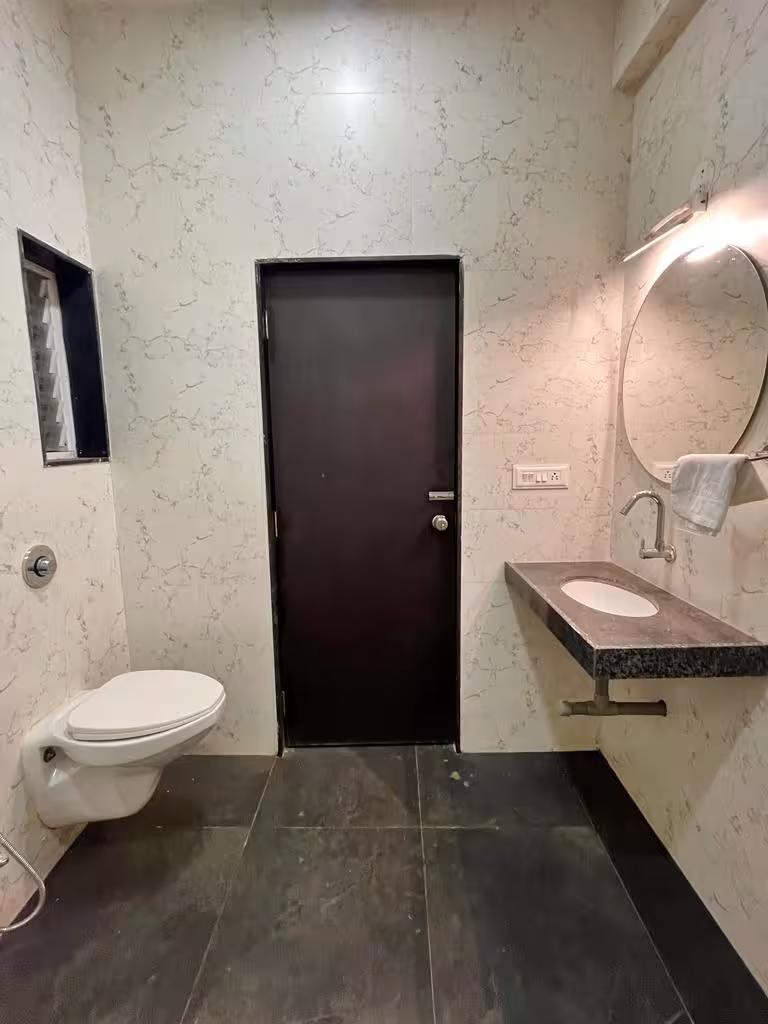 Washroom 4 1