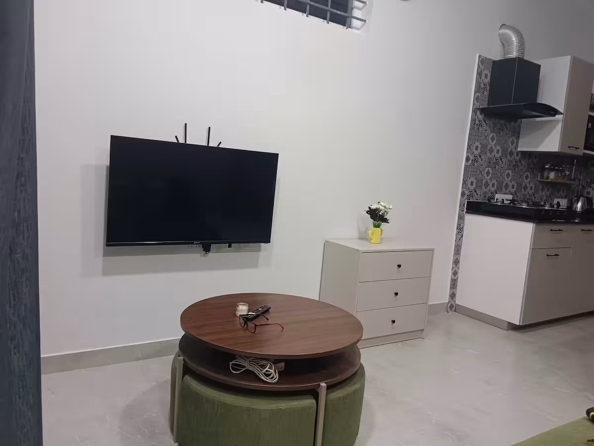 Living Room 10