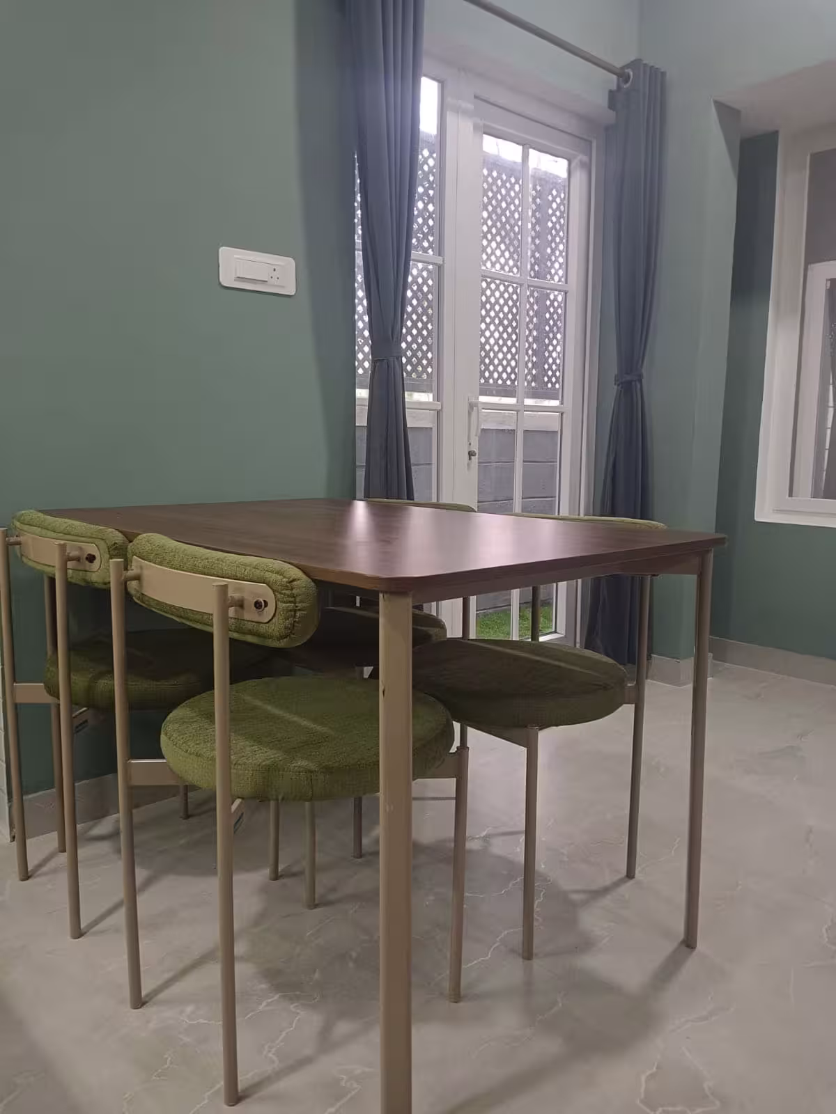 Living Room 9