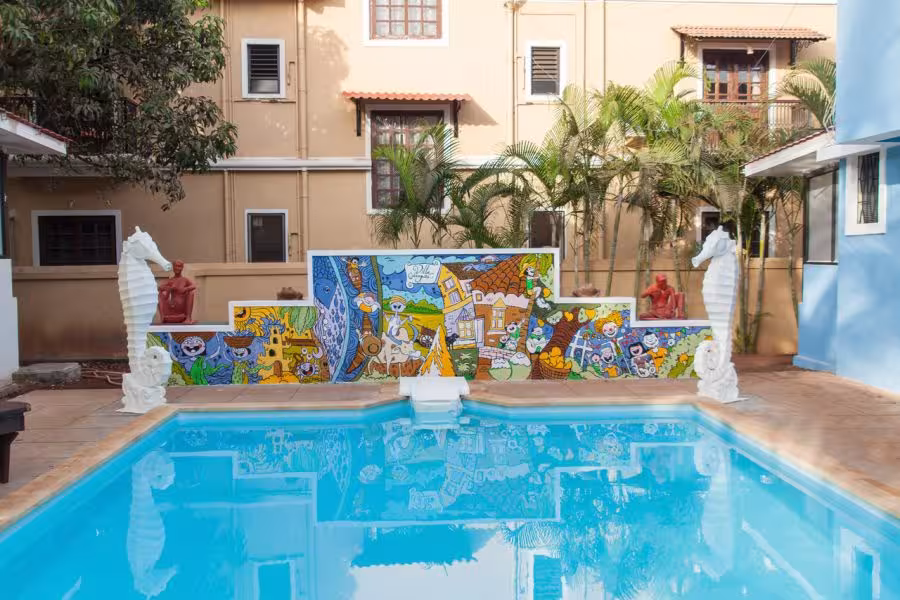 Pool 1