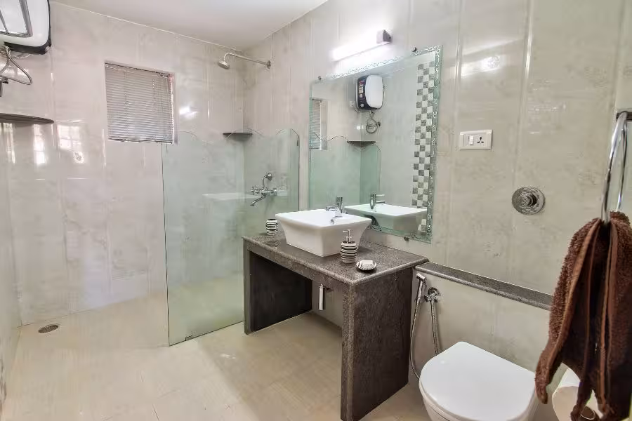 Washroom 4 1